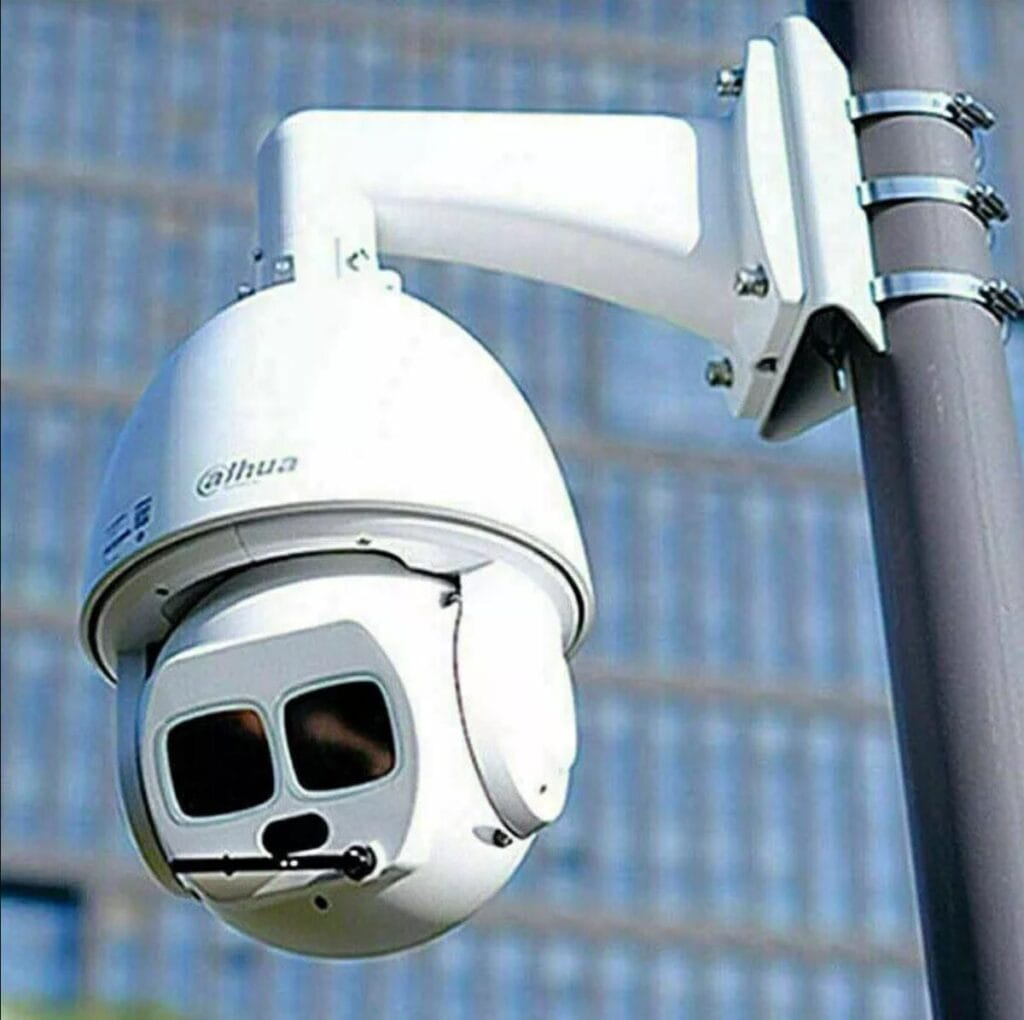dalhua-cctv-camera-mounted-on-a-pole